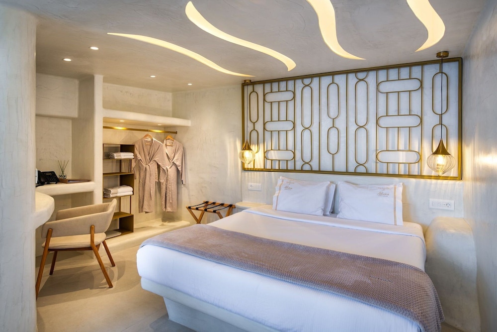 Black Rock Honeymoon Suite, Private Pool - Photo 3