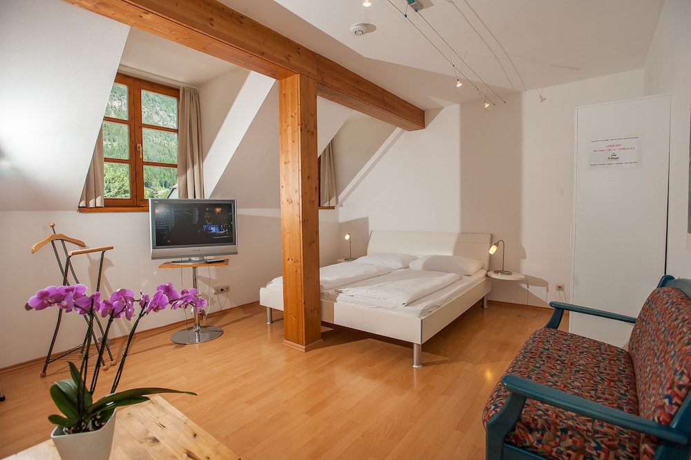 Studio, Mountain View photo 1