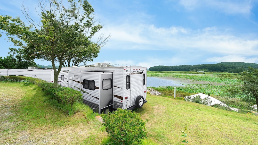 Basic Room, 1 Bedroom (VIP Caravan) - Photo 10