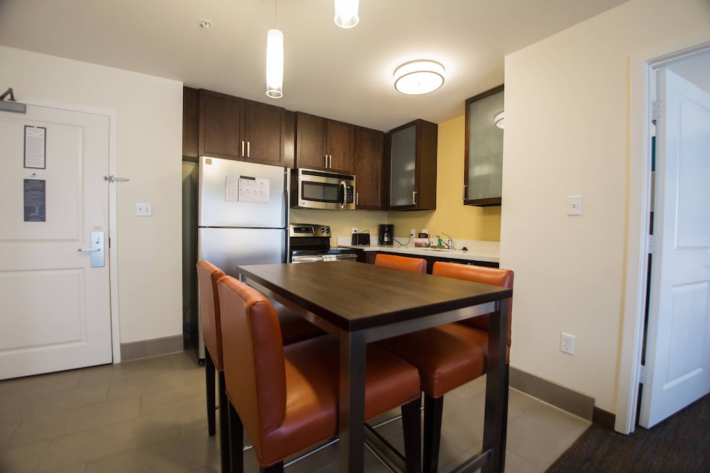 Studio, Multiple Beds (Mobility Accessible, Tub) photo 3