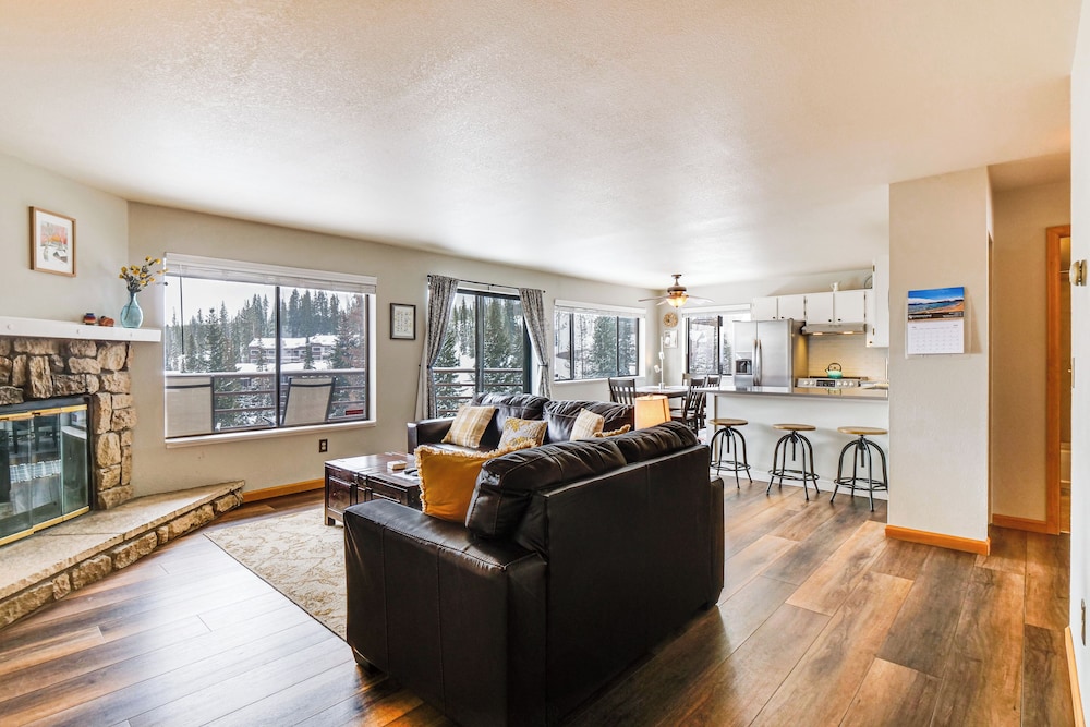 Apartment (2 Bedrooms)