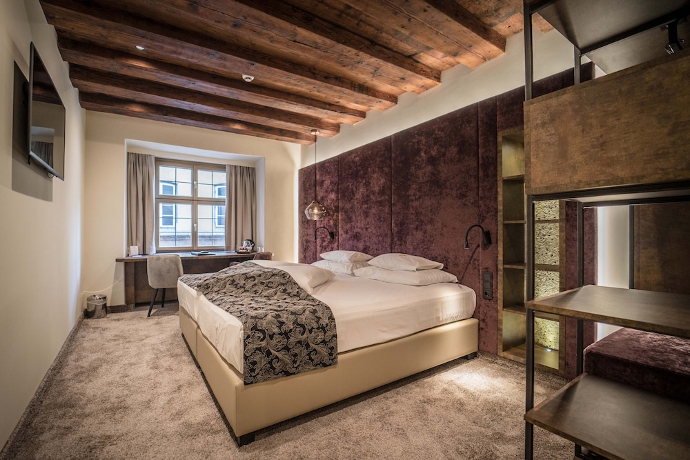 Traditional Room, 1 Double Bed - Photo 9
