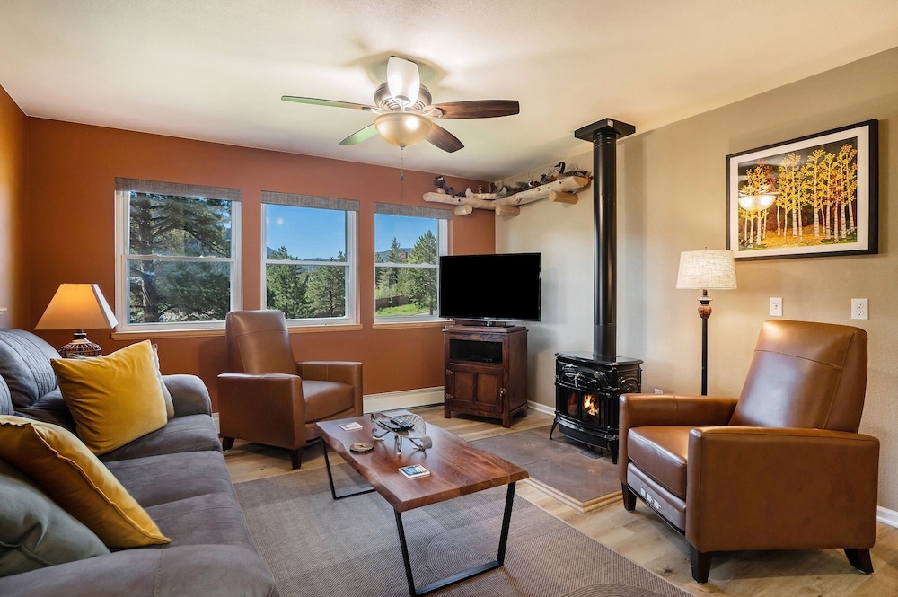 Townhome, 2 Bedrooms