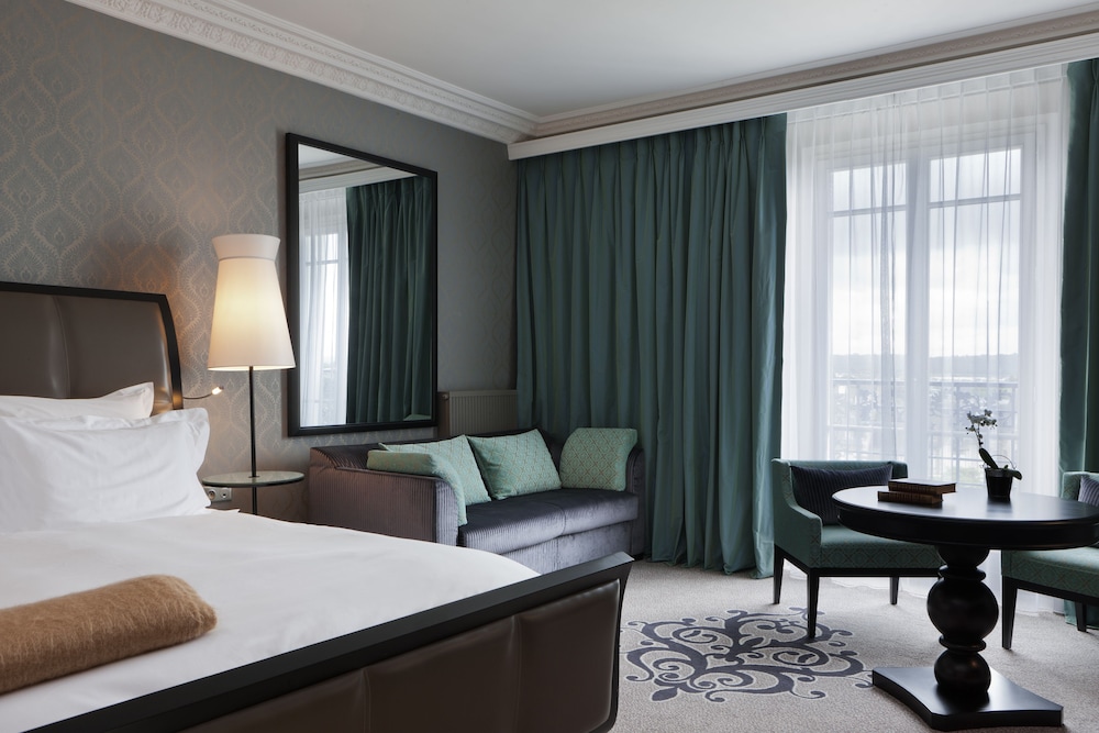 Classic Room, 1 King Bed (Garden view) - Photo 3