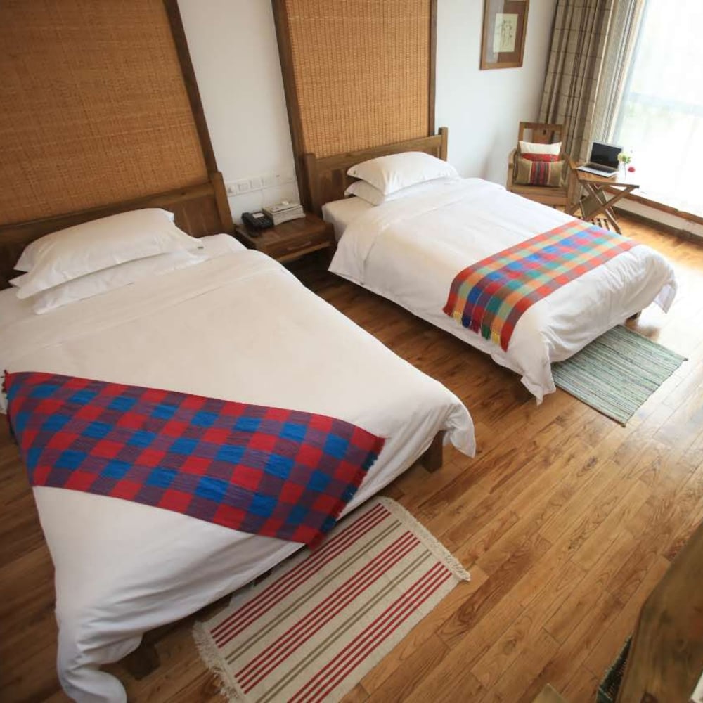 Deluxe Twin Room photo 3