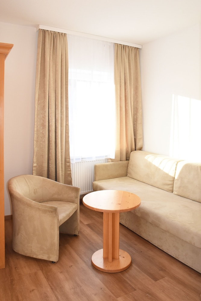 Double Room, Balcony - Photo 12