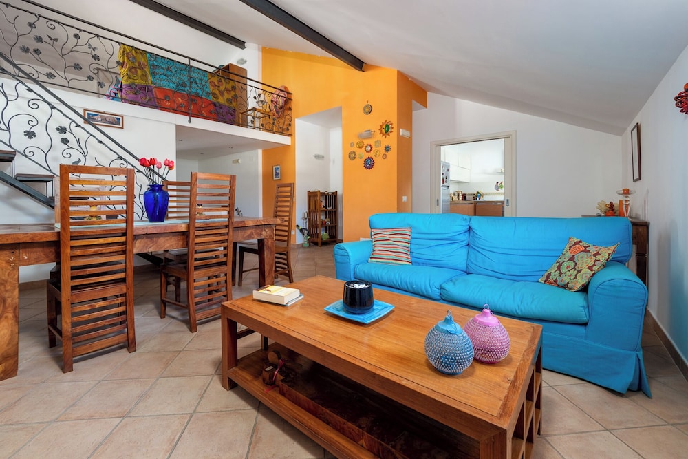Family Apartment photo 2
