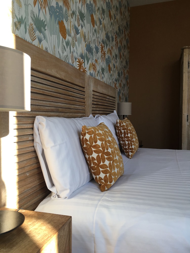 Deluxe Double Room photo 3