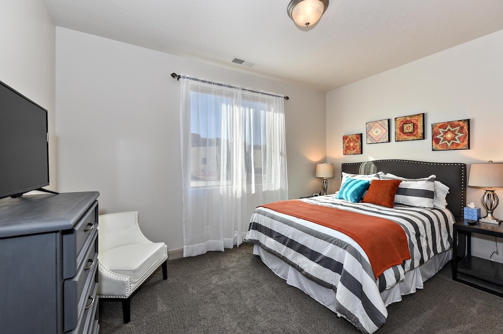 Townhome, Multiple Beds, Mountain View (Red Rock Retreat) photo 1