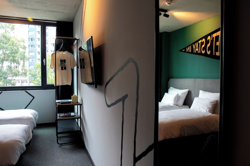 Executive Twin Room - Photo 3