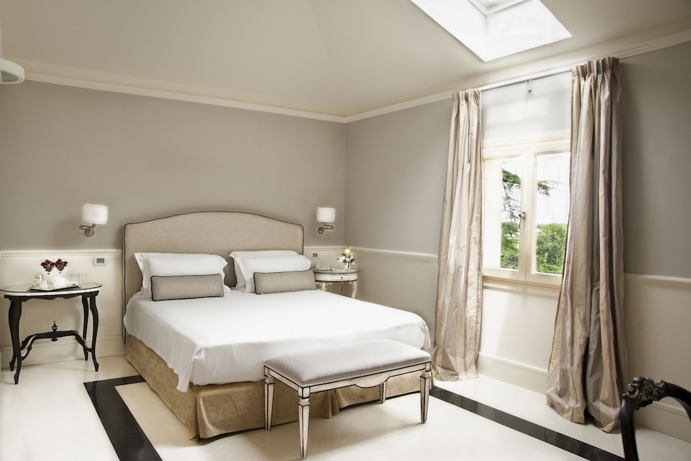 Superior Double Room - Photo 8