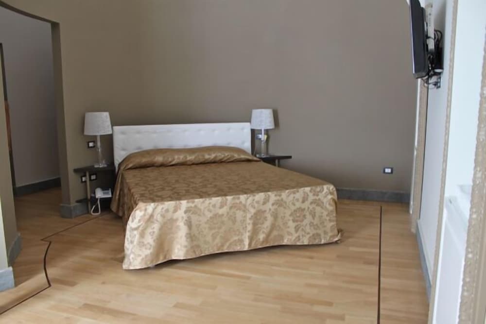 Classic Double Room, Garden View photo 2