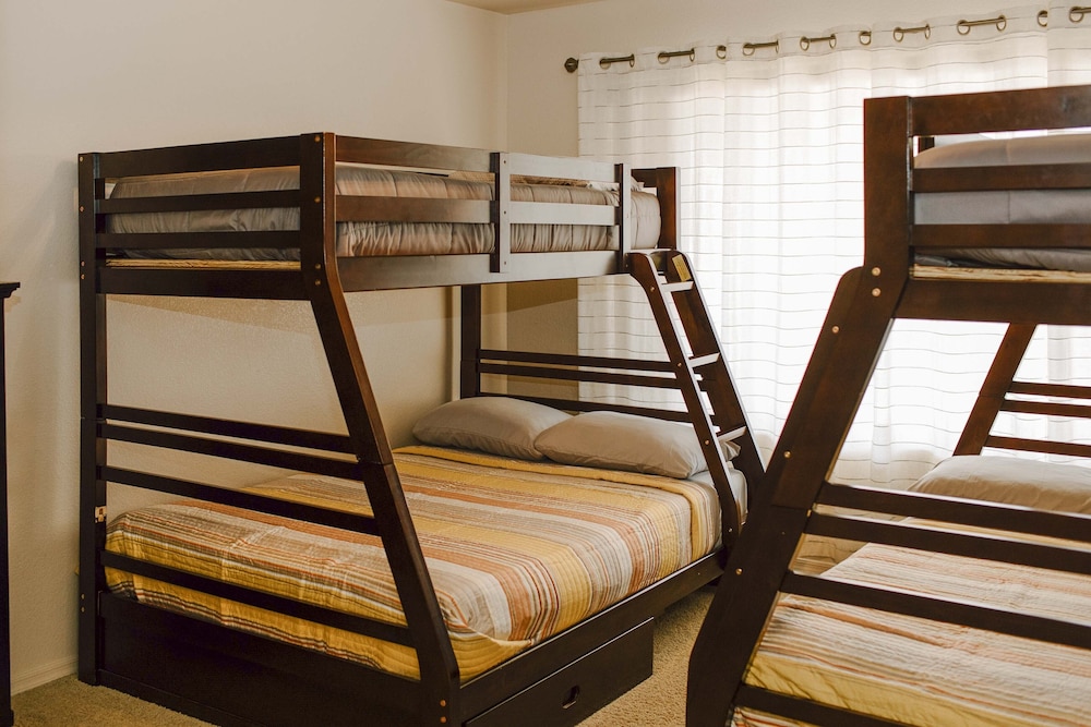 House (3 Bedrooms) photo 2