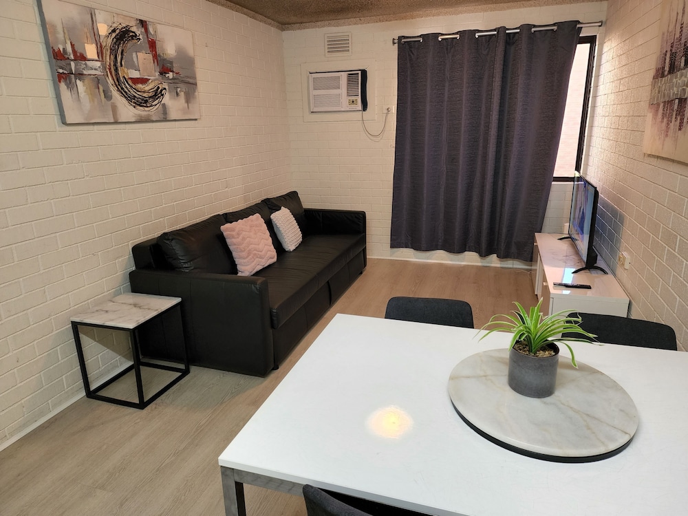 Two Bedroom Apartment Queen and Twin - Photo 15