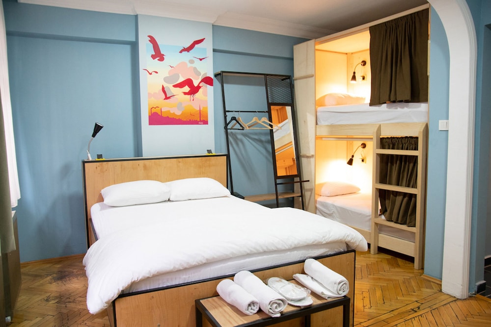 Deluxe Room, Multiple Beds, Garden View photo 1