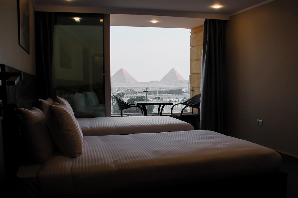 Deluxe Double or Twin Room, Balcony, Mountain View