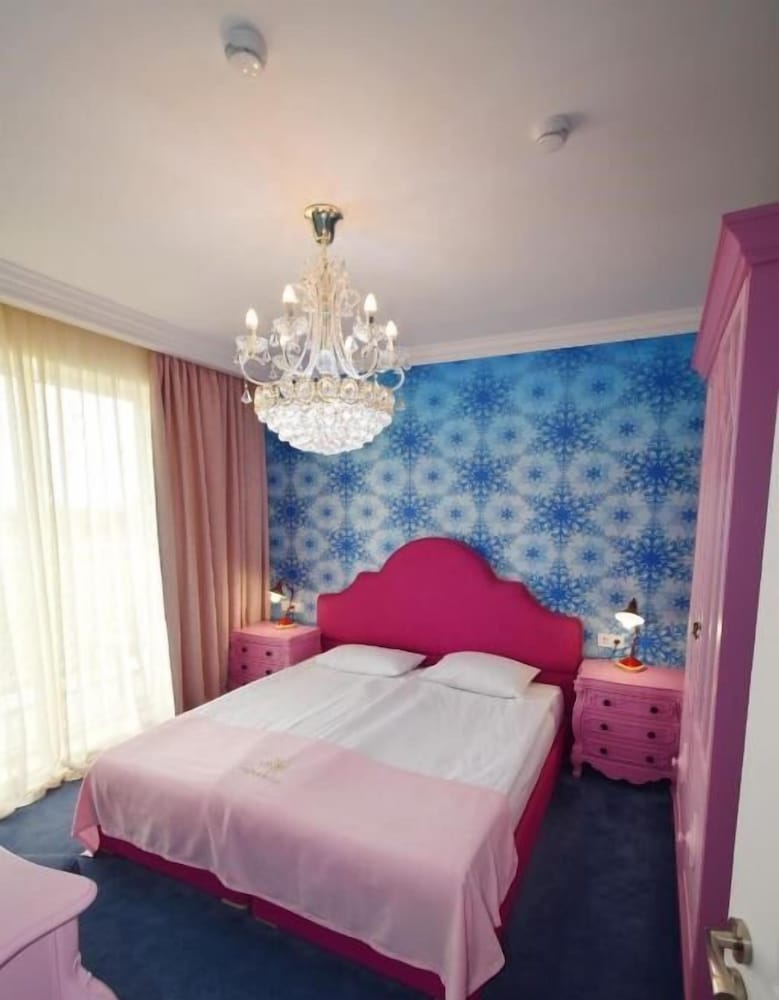 Elza Themed Apartment (4+1) photo 1