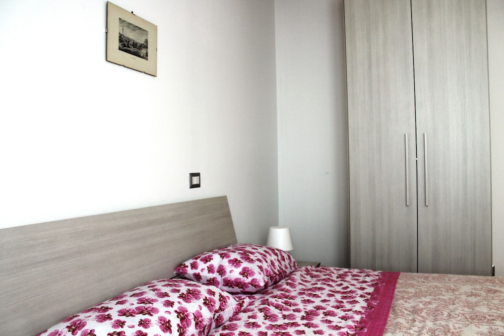 Traditional Double or Twin Room, 1 Bedroom, Private Bathroom, Tower photo 1
