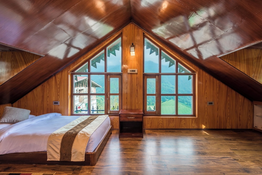 Family Duplex Room with Balcony photo 2