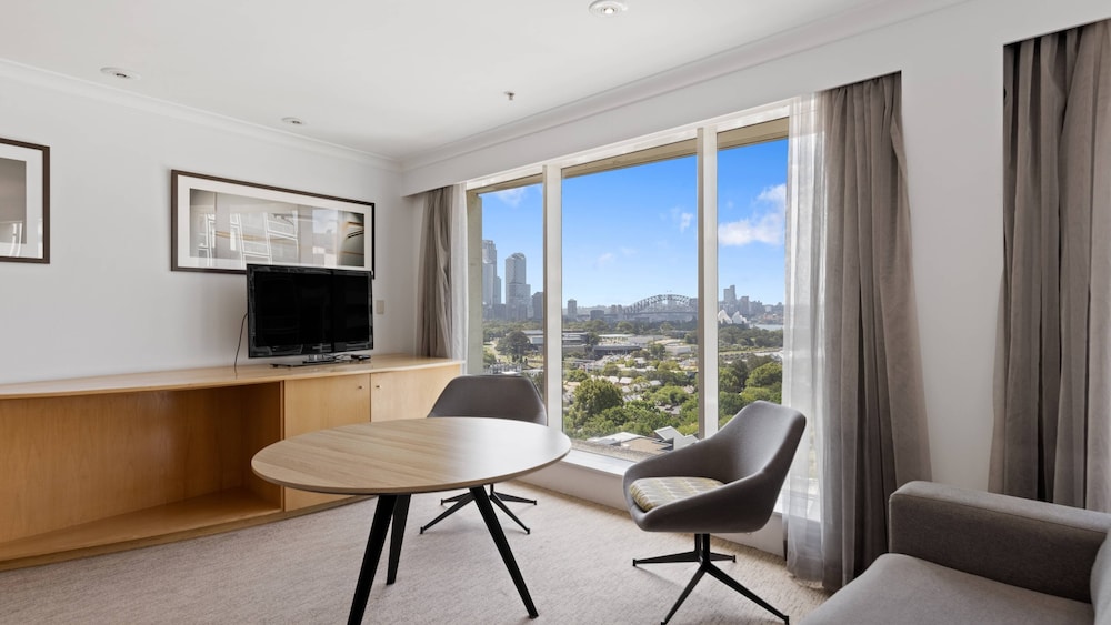 Junior Suite, 1 King Bed with Sofa bed, Harbor View