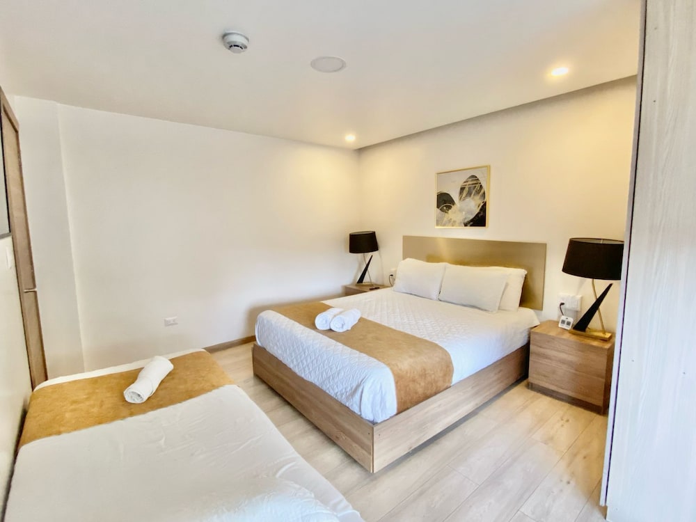 Luxury Apartment photo 3