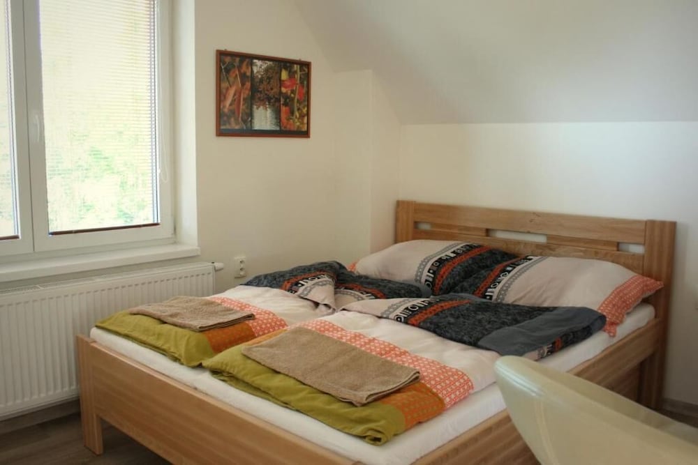 Apartment, 1 Bedroom, Kitchenette, Garden View photo 2