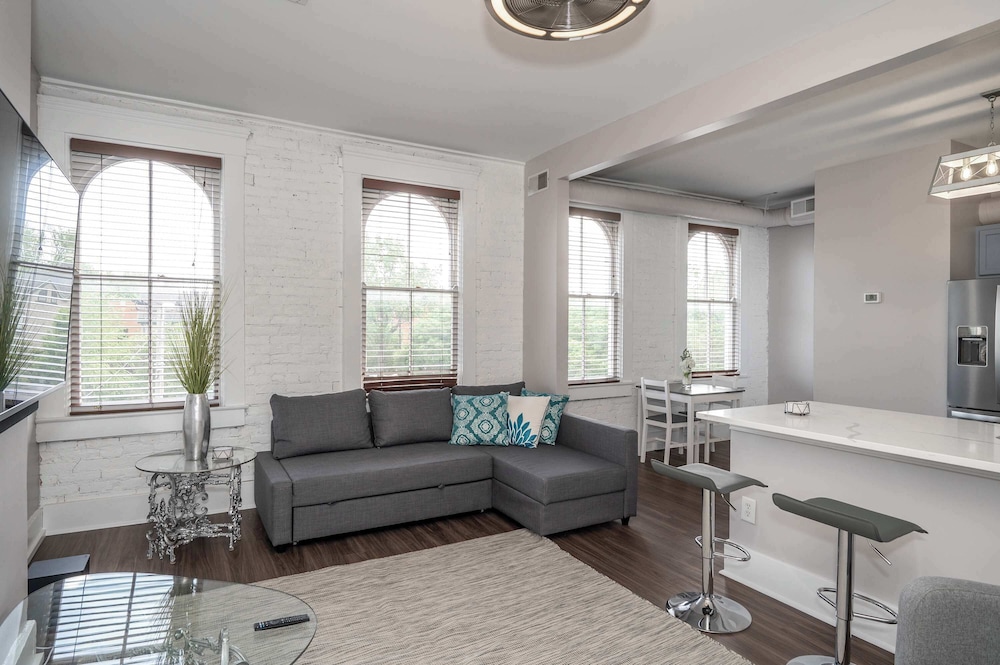 Condo, 1 Queen Bed with Sofa bed, Kitchen