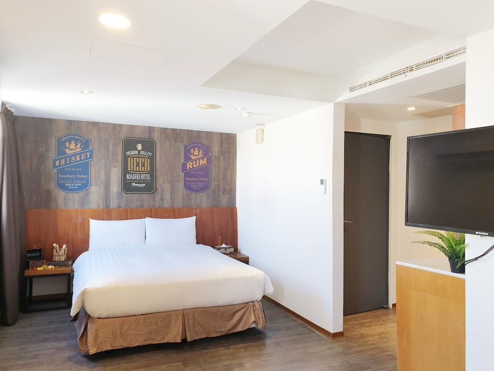 Themed Double Room - Photo 5