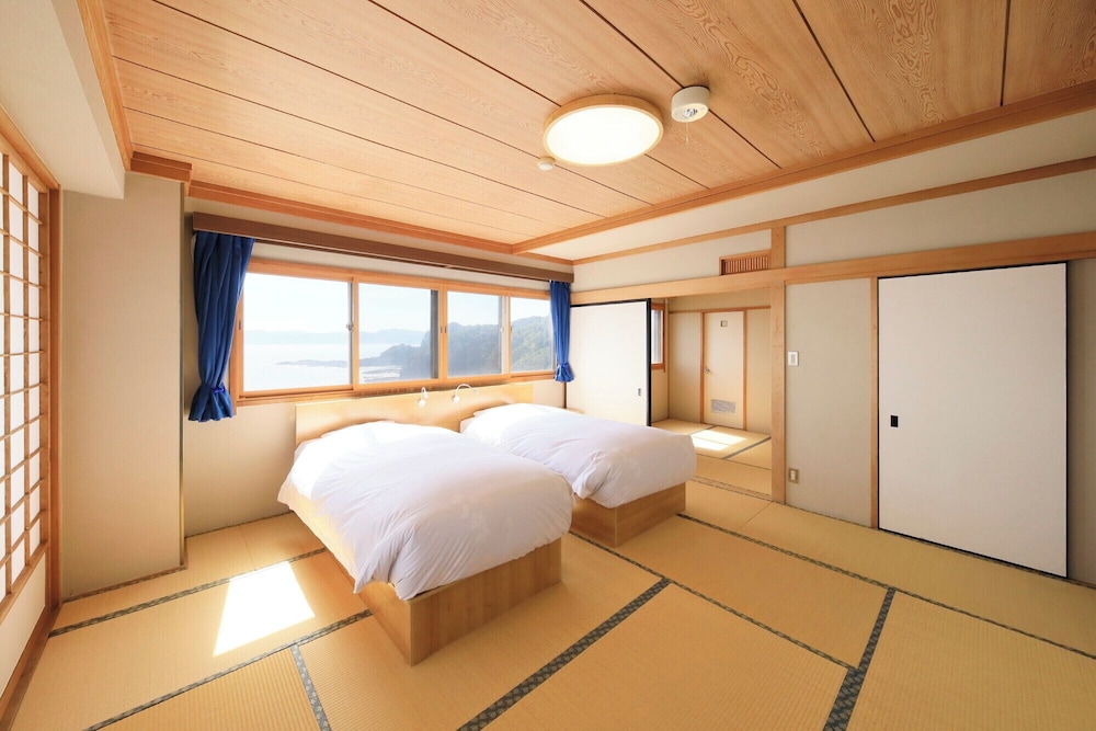 Deluxe Double or Twin Room with Ocean View, Non Smoking - Photo 8