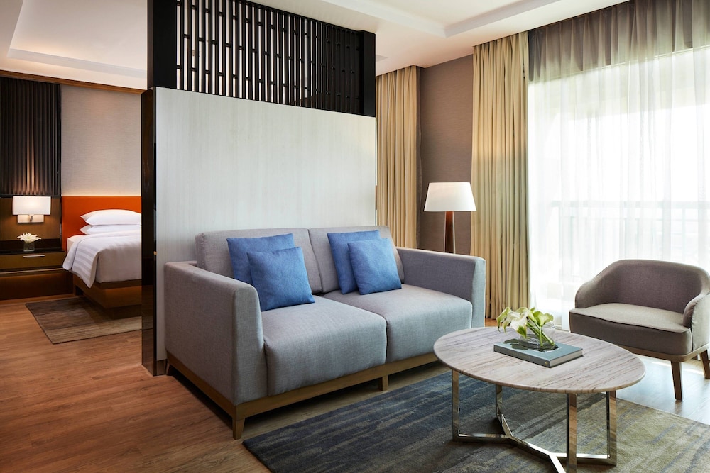 Junior Suite, 1 Bedroom - Photo 1