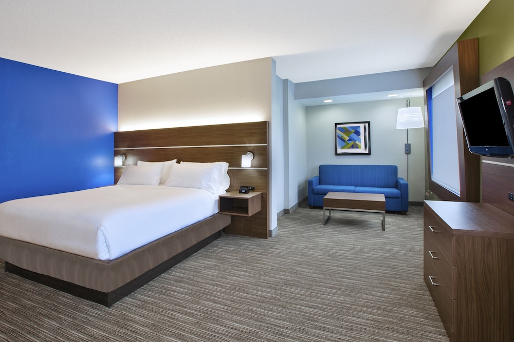 Suite, 1 King Bed (Extra Space) - Photo 3