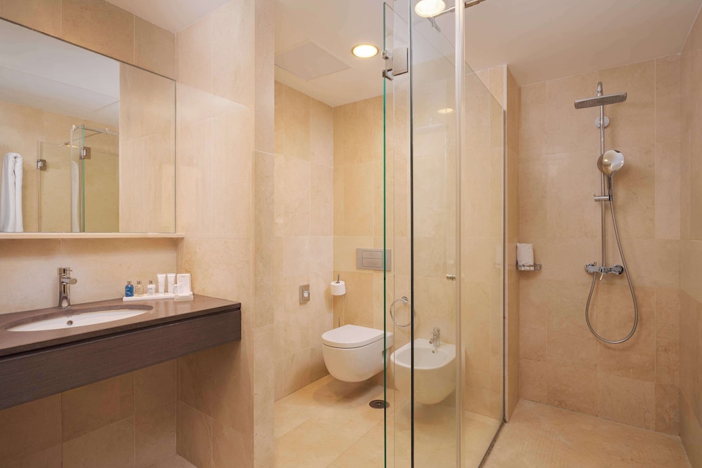 Suite, 2 Bedrooms thumbnail 5