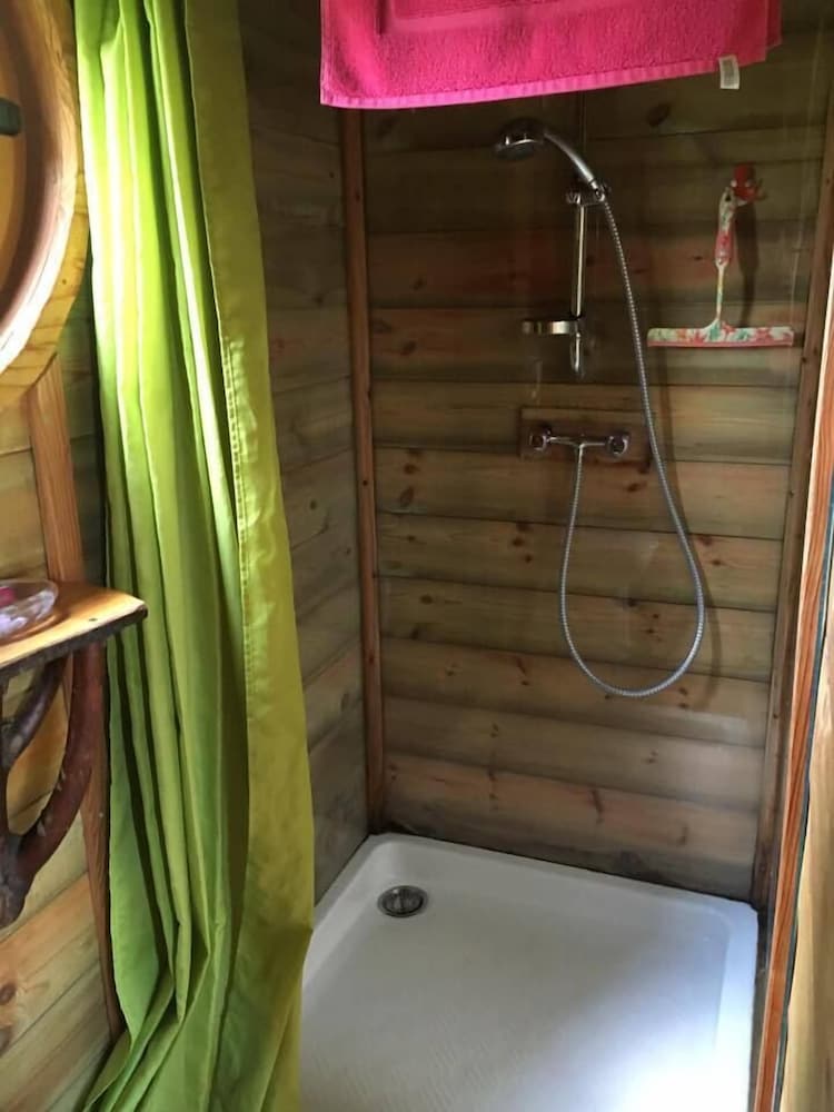 Wooden caravan photo 2