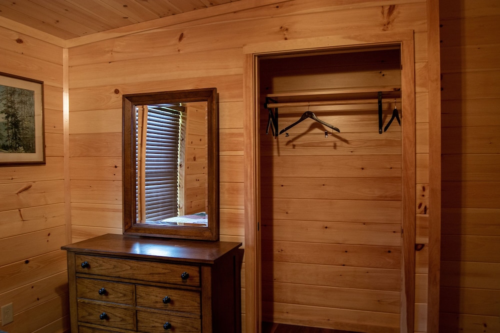 Family Cabin, 3 Bedrooms photo 1