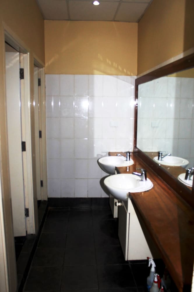 22-bed Mixed Dormitory Room photo 2