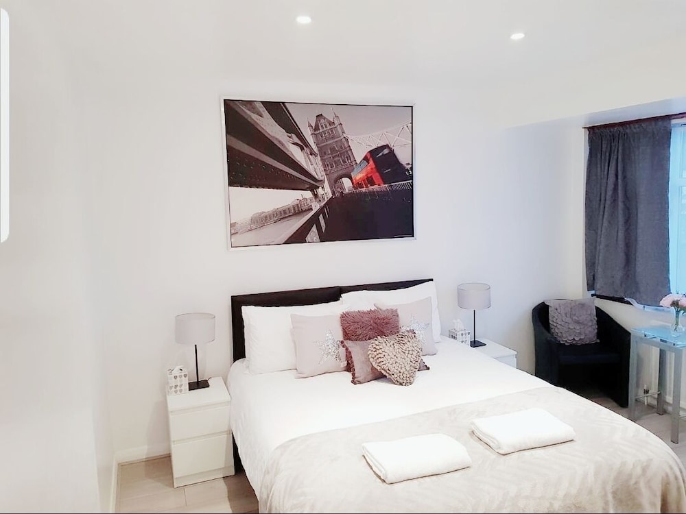 Premium Double Room, Shared Bathroom (King/Twin Premium Room) photo 3