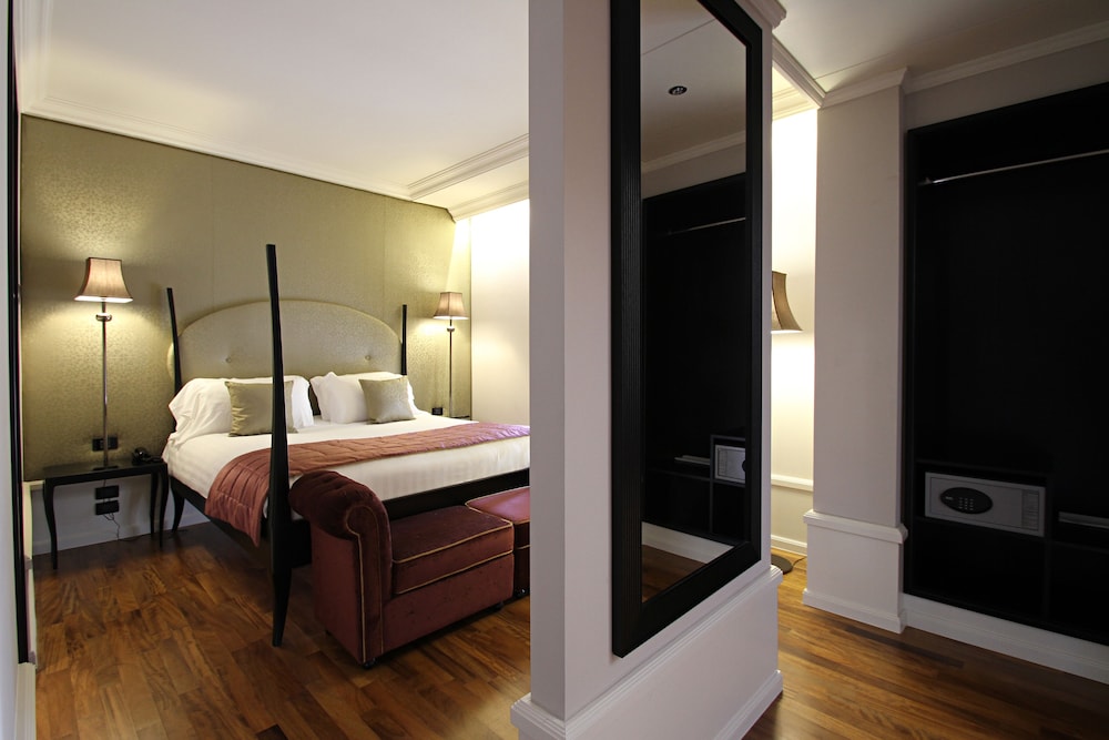 Luxury Suite, 1 Bedroom - Photo 5