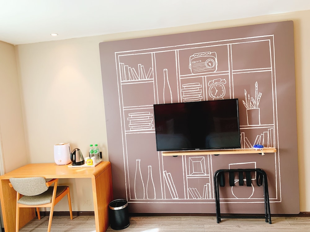 Business Twin Room photo 2