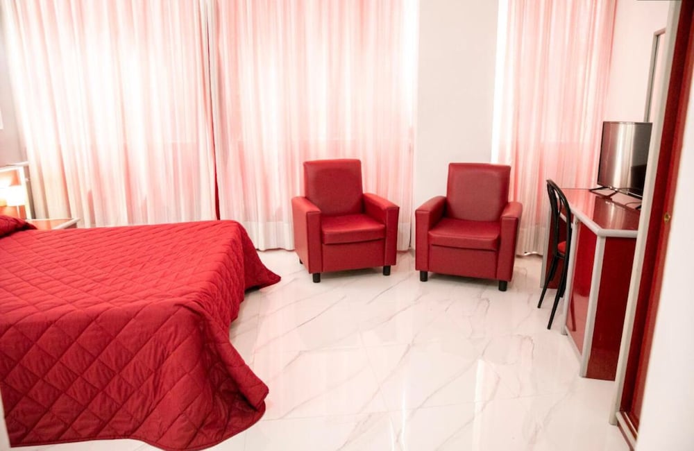 Basic Double or Twin Room photo 3