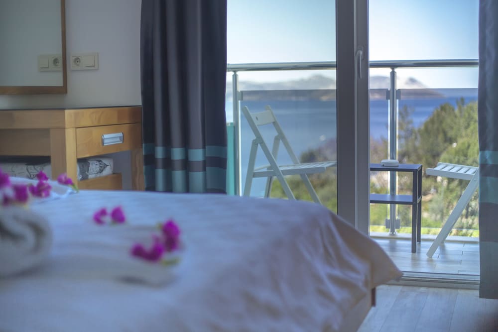 Single Room, Sea View photo 2