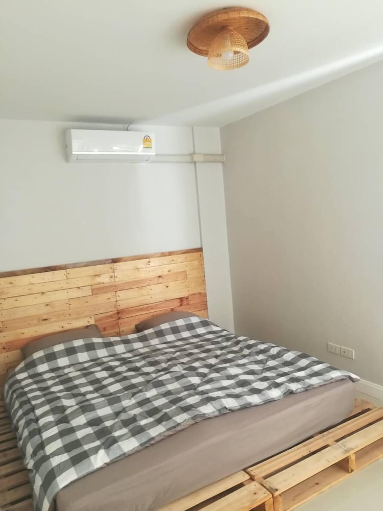 Standard Double Room With Private Bathroom photo 2