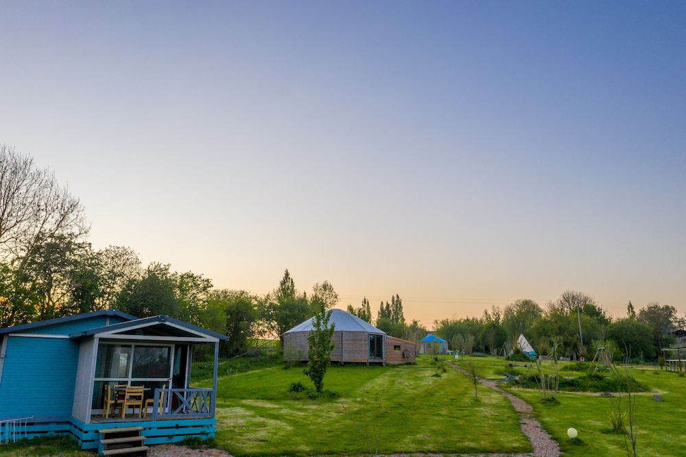 Blue Cabin photo 2