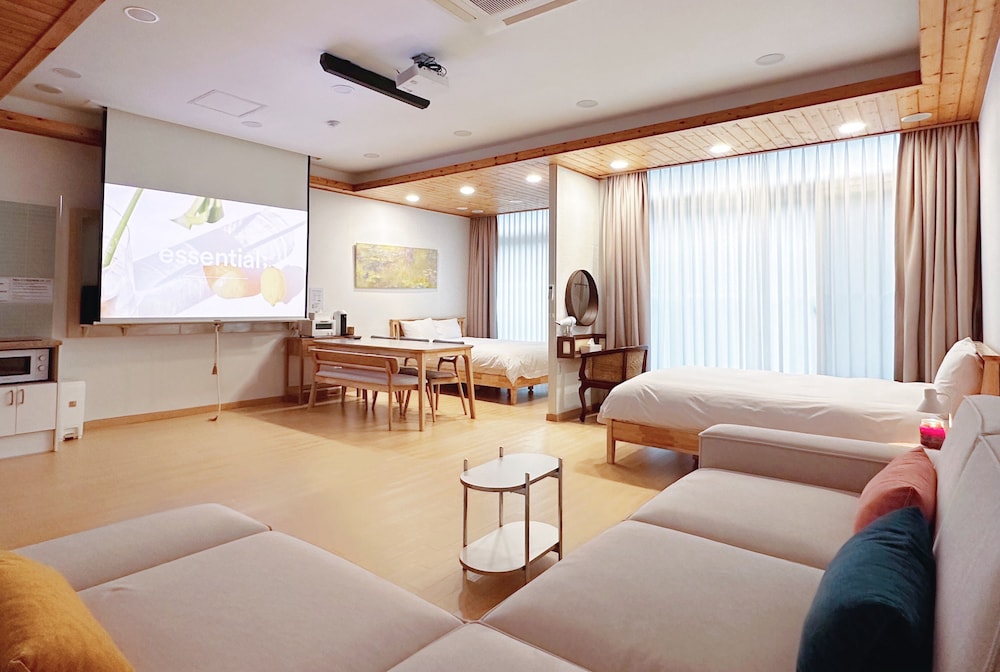Pine One Suite photo 1