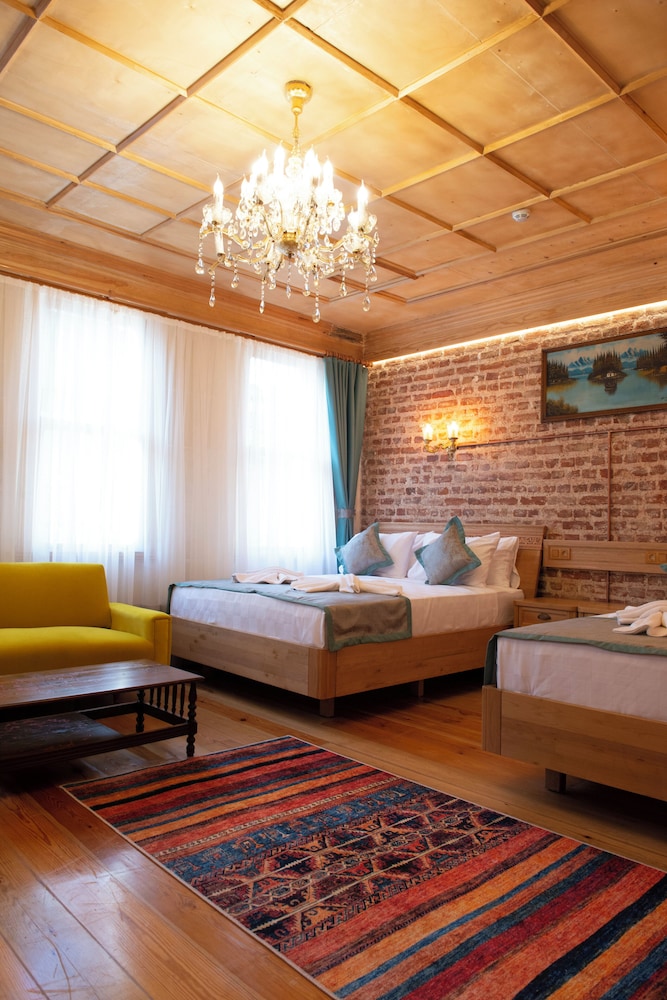 Luxury Quadruple Room photo 1