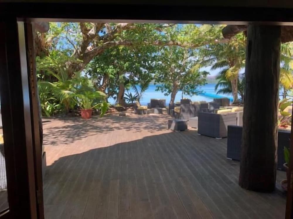 Melanesian Bungalow photo 2