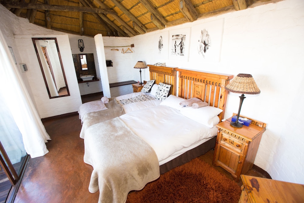 Standard Twin Room photo 2