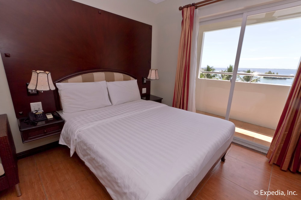 Deluxe Room - Photo 8