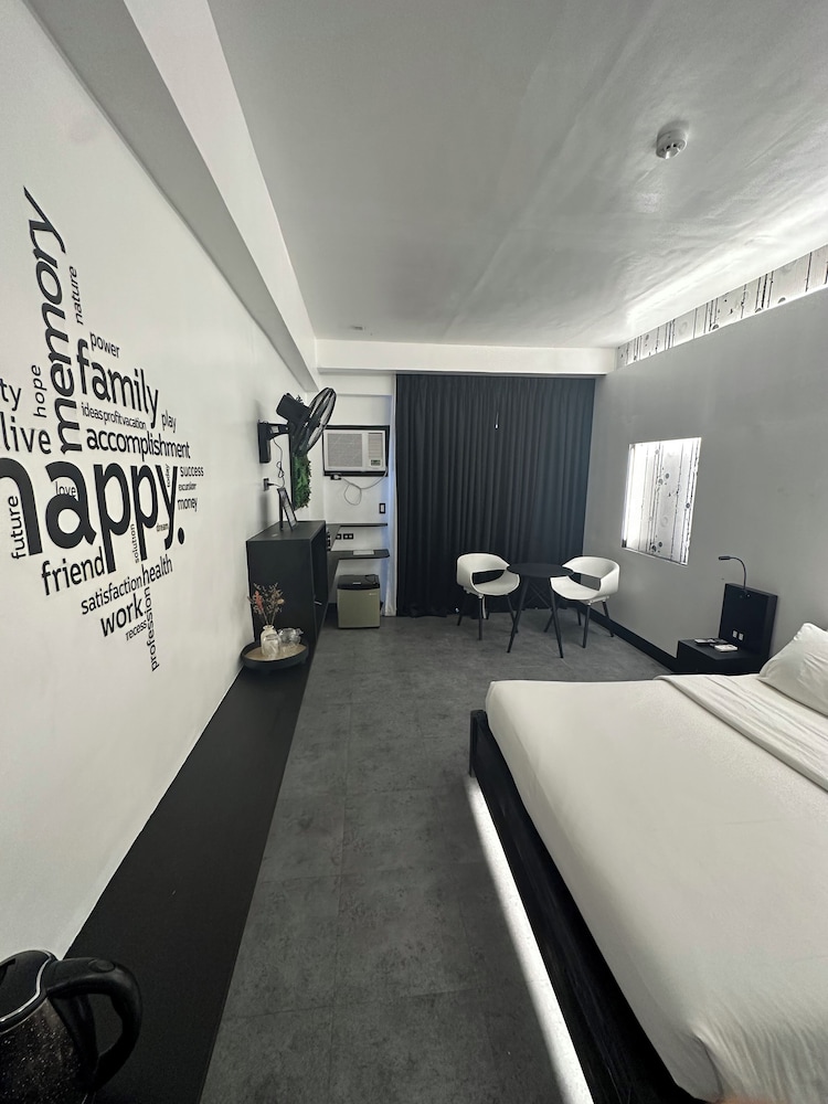 Standard Double Room, 1 Queen Bed, Pool Access, Garden View - Photo 6