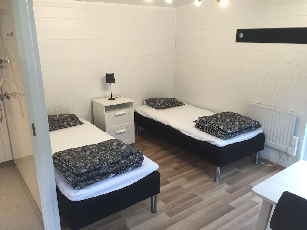 Business Apartment, 2 Twin Beds, Private Bathroom photo 1