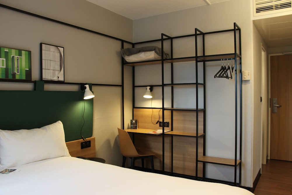 Standard Room, 1 Double Bed - Photo 7